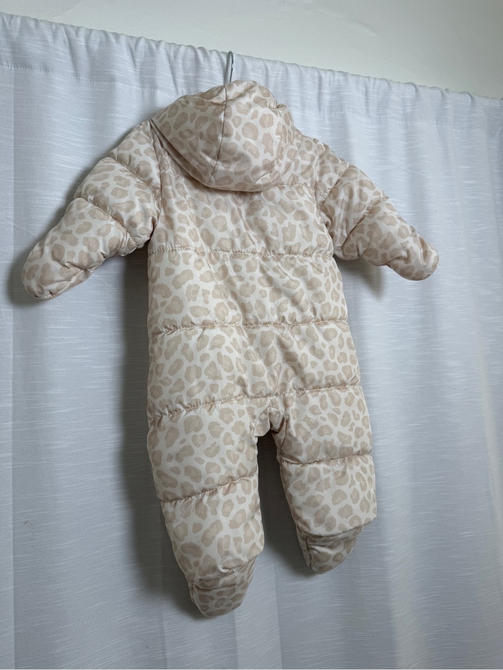 Old Navy Baby Snowsuit Bunting Beige Leopard Print Hooded Winter One Piece 3-6M - Picture 9 of 14
